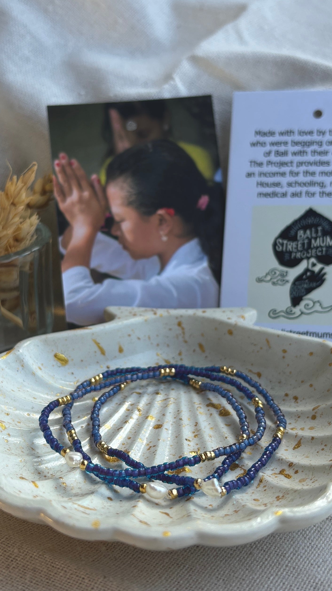 BRACELETS by BALI STREET MUMS 100% des Profits geht zurück zu den Mamas und Kids